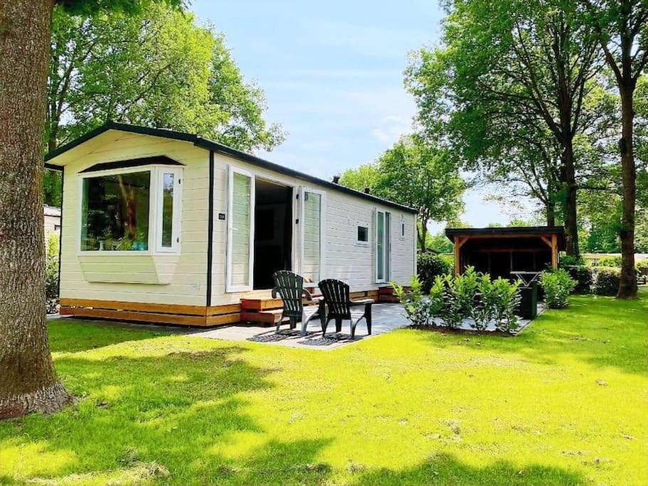 Camping De Pallegarste Chalet 119 Marienberg Exterior photo
